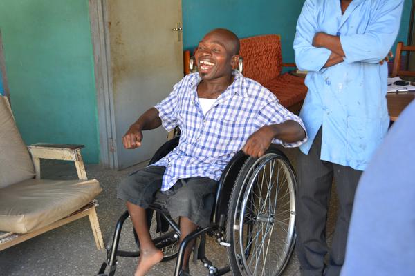 5Ghana wheelchairs1 2014